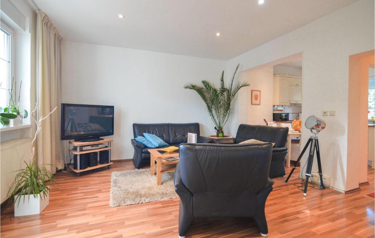2 Bedroom Lovely Home In Berlin Extérieur photo